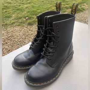 Women’s Dr. Martens